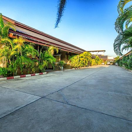 Nida Rooms Central 89 Plaza Resort Surat Thani Dış mekan fotoğraf
