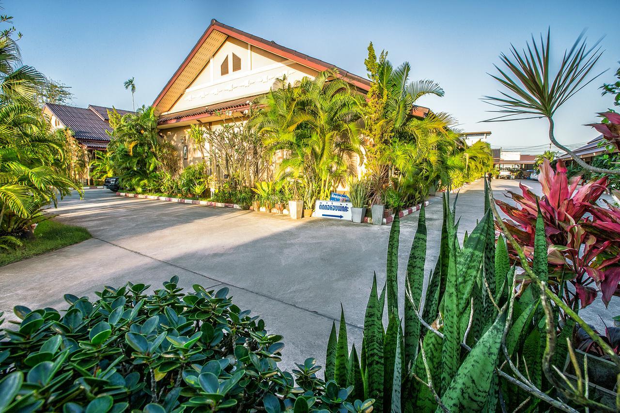 Nida Rooms Central 89 Plaza Resort Surat Thani Dış mekan fotoğraf